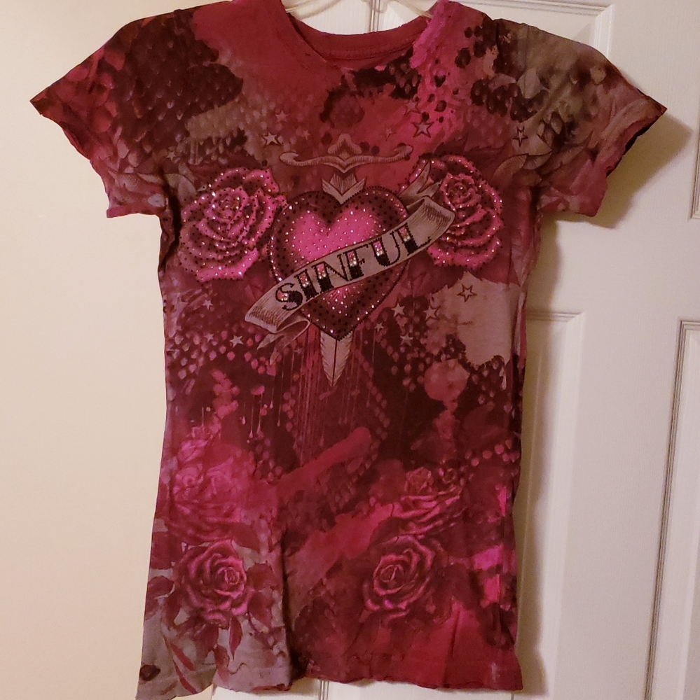 SINFUL Love &Pride Tshirt EUC Size Medium